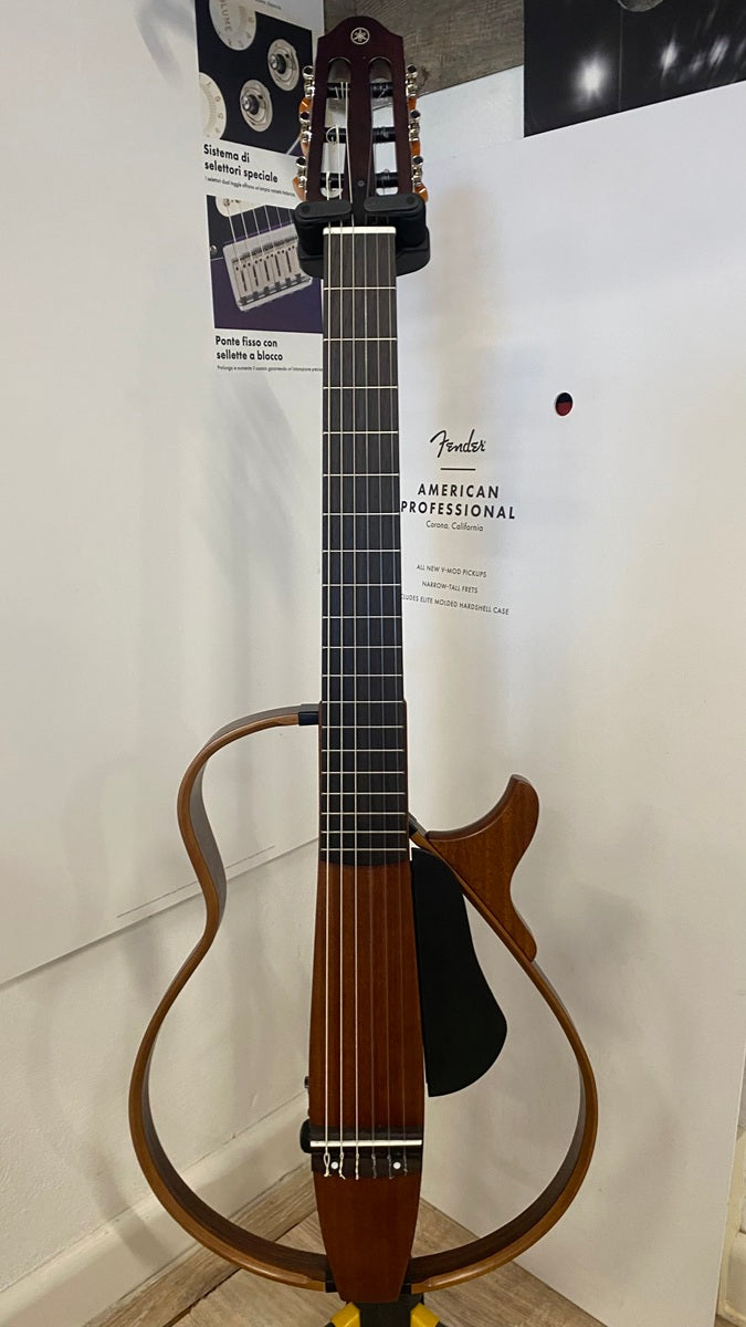YAMAHA SLG200N Natural-Usato Grantito