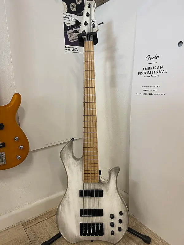 Markbass Kimandu Old White 5 BK Maple - Usato Garantito