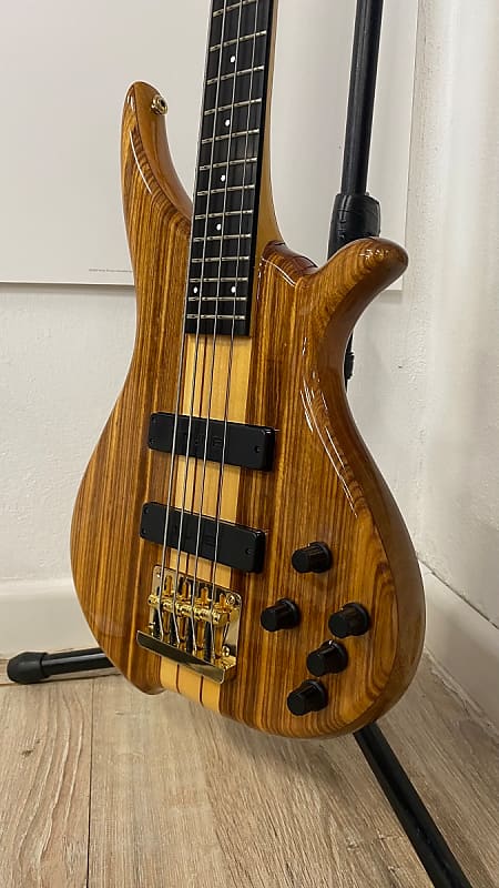 Tune TWB4T ZW Zebra Mahogany 4-String 2018