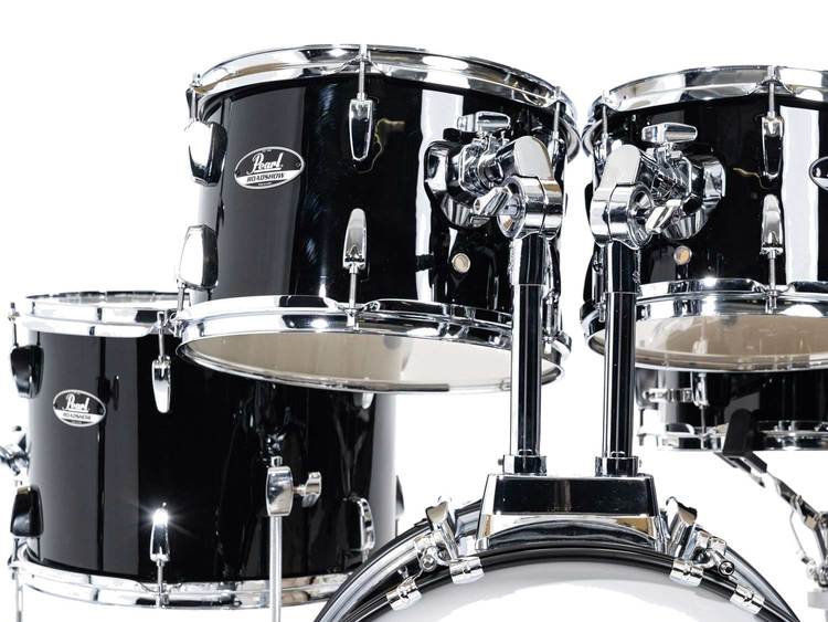 Pearl RS585BC/C31 Roadshow 18" Jet Black with 3 Sabian Cymbals